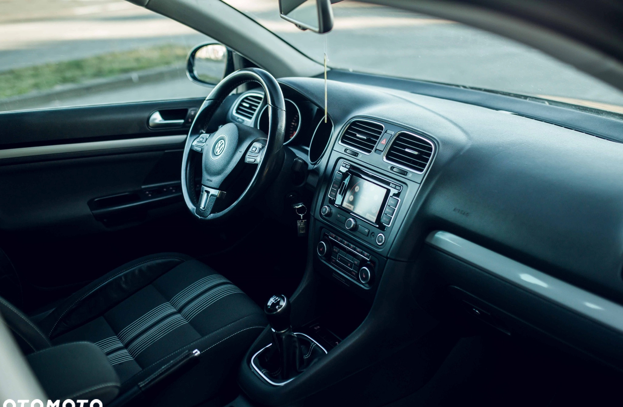 Volkswagen Golf cena 25900 przebieg: 198720, rok produkcji 2013 z Poznań małe 742